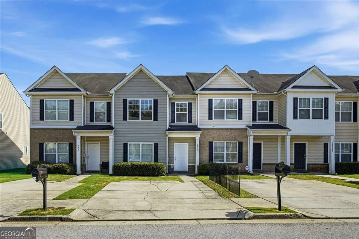 2255 Bigwood Trail