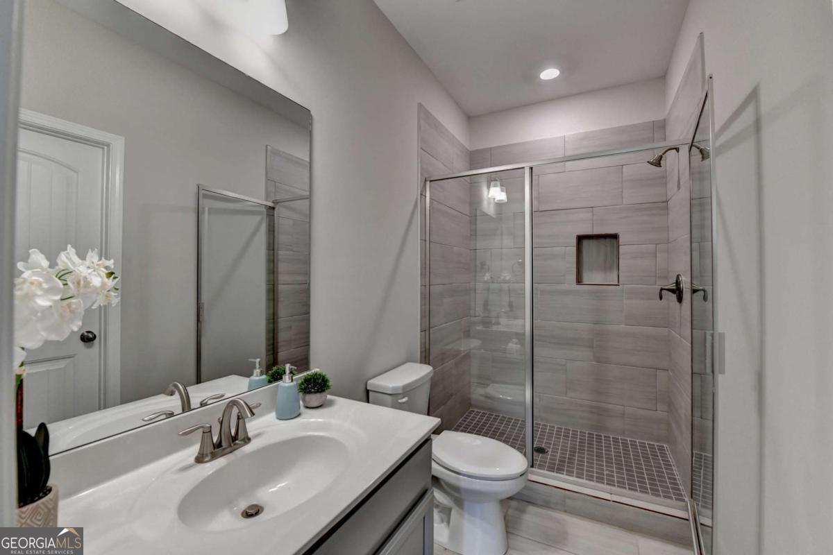 Caravelle At Windward Park - Residential