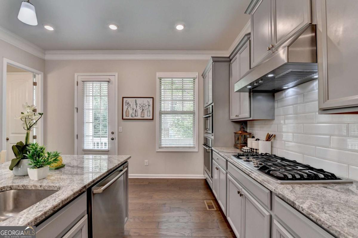 Caravelle At Windward Park - Residential