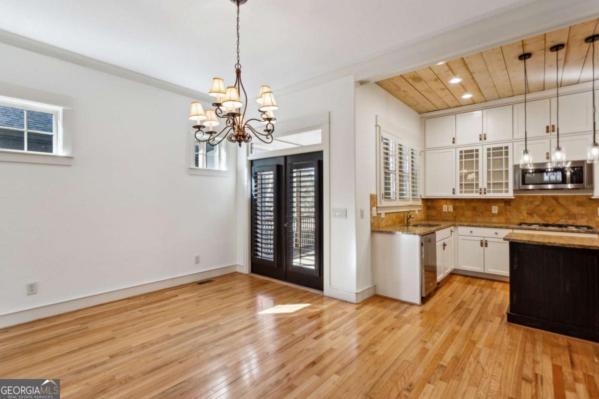 Enclave at Laura Creek - Residential
