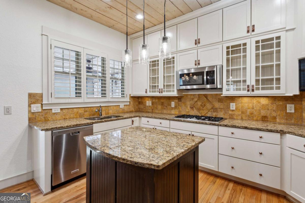 Enclave at Laura Creek - Residential