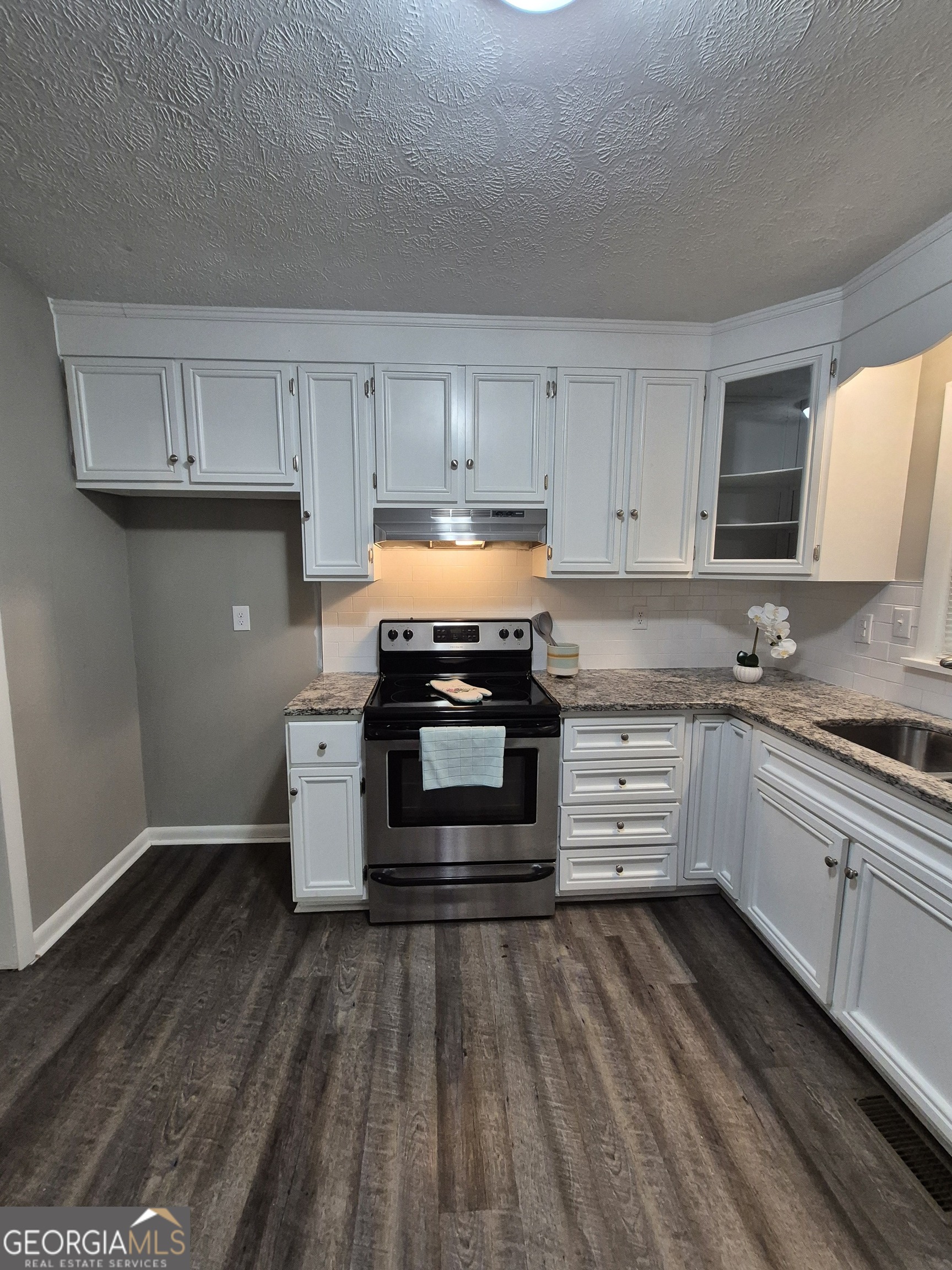 1151 Bouldercrest CIR