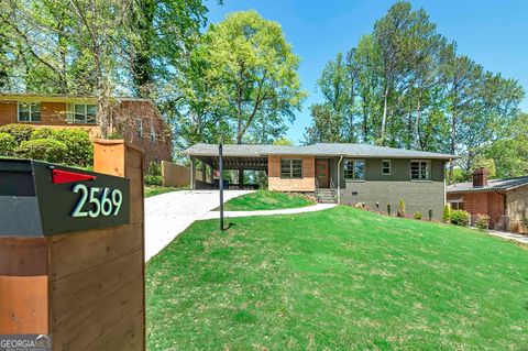 2569 Woodhill LN Atlanta GA 30344