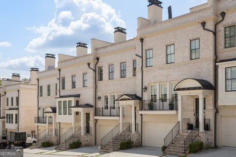 Photo of 3715 Peachtree Road NE #9, Atlanta, GA 30319 (MLS # 10852735)