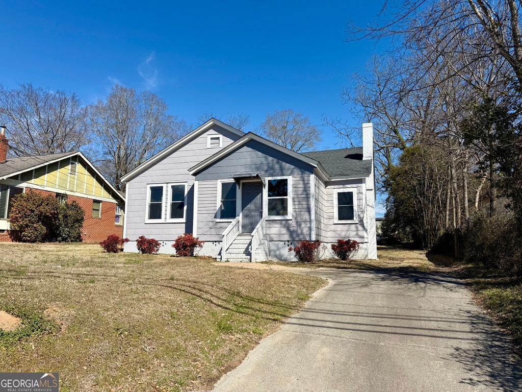 Photo of 196 College Avenue, Elberton, GA 30635 (MLS # 10693250)