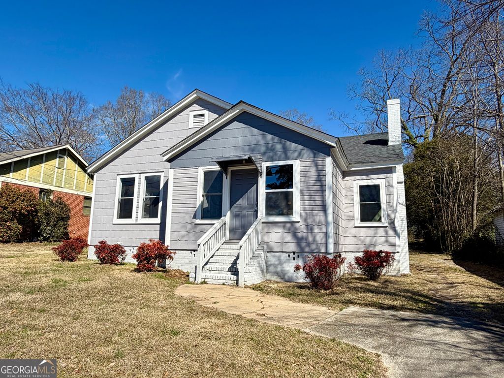 Photo of 196 College Avenue, Elberton, GA 30635 (MLS # 10693250)