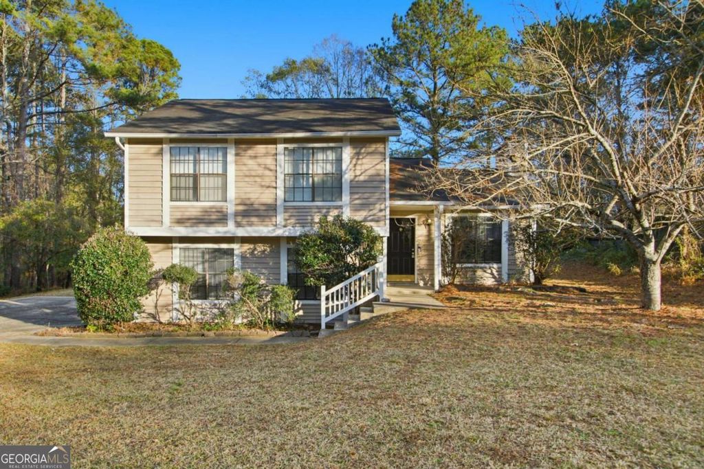 Photo of 2020 Jayson Way, Snellville, GA 30078 (MLS # 10658116)