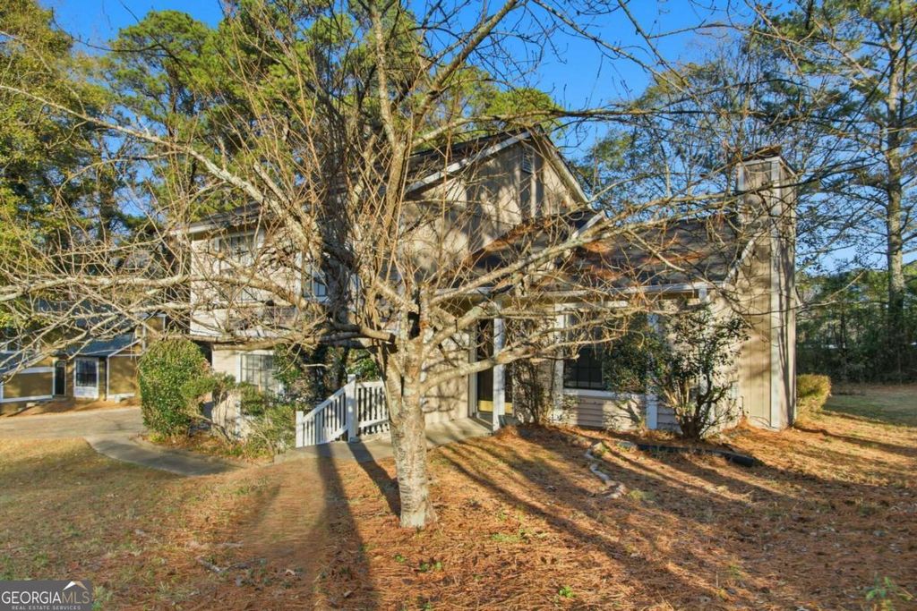 Photo of 2020 Jayson Way, Snellville, GA 30078 (MLS # 10658116)