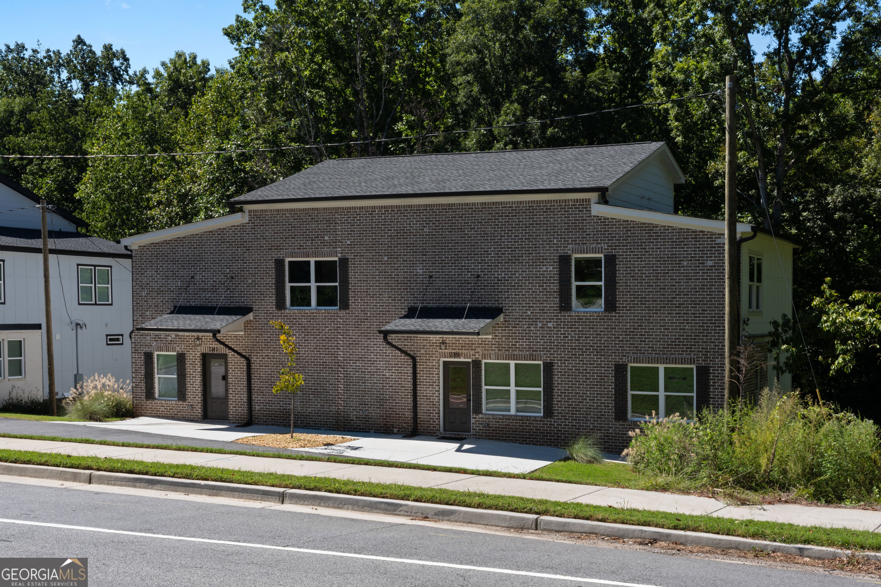 2381 Highpoint RD