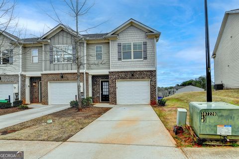 5831 Taka LN Lithonia GA 30038