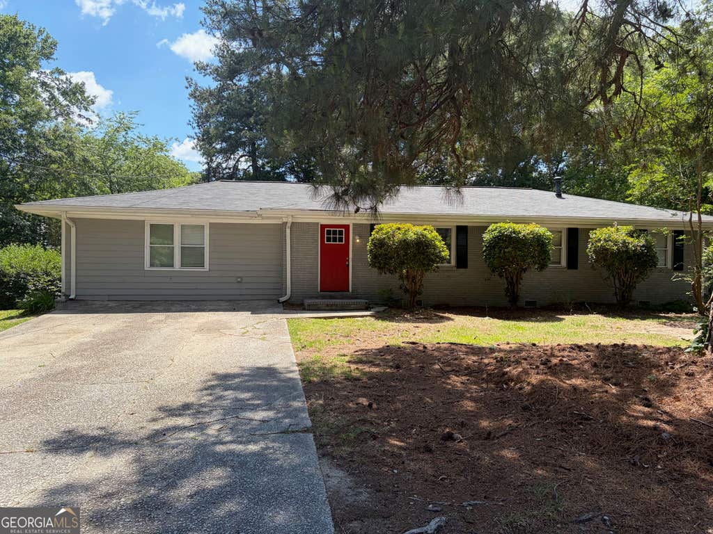 Photo of 8145 Connally Drive, Douglasville, GA 30134 (MLS # 10832850)