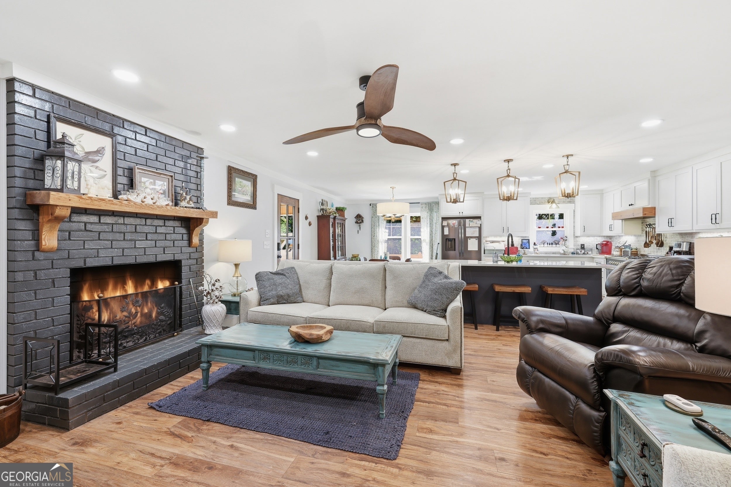 500 Ketron DR