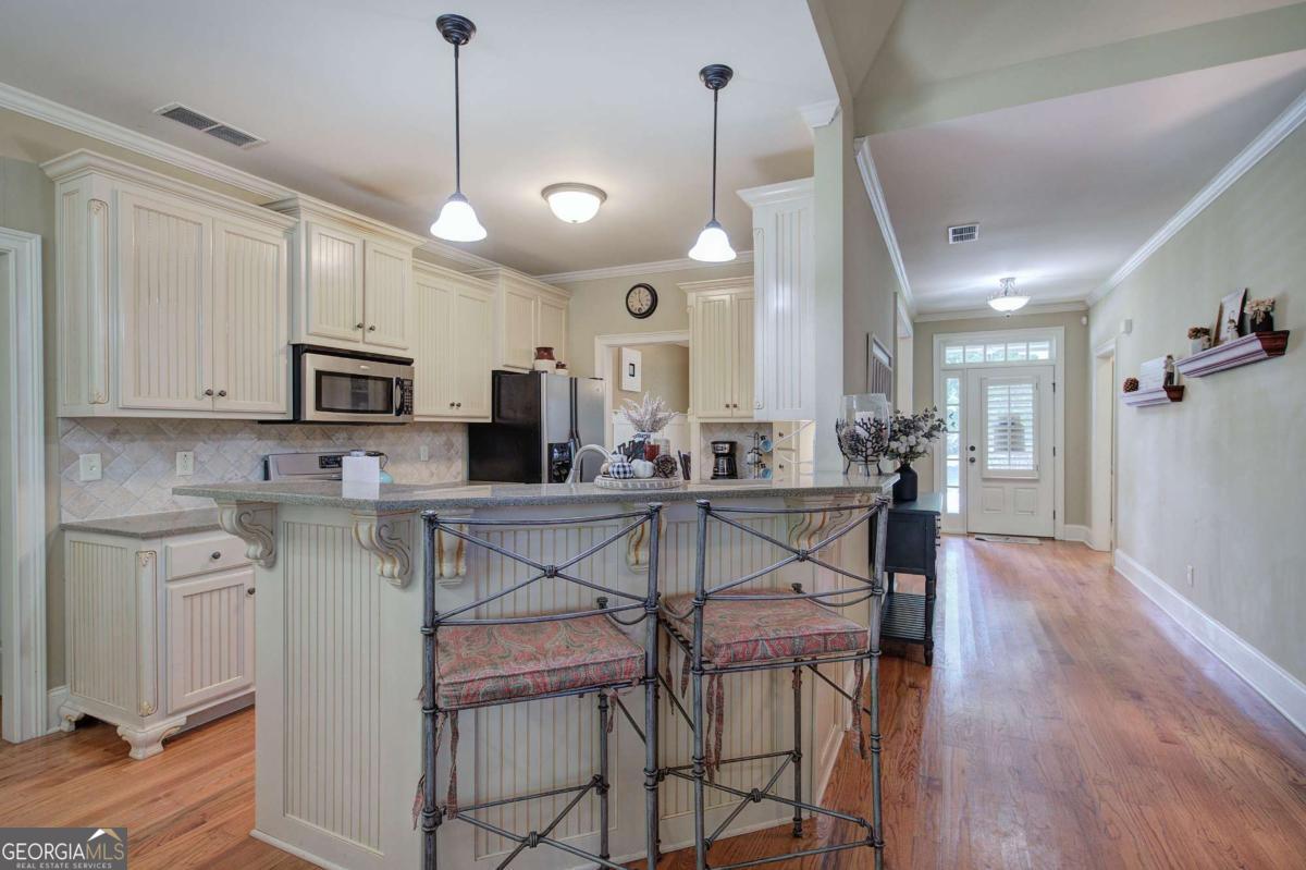 Four Seasons - Residential