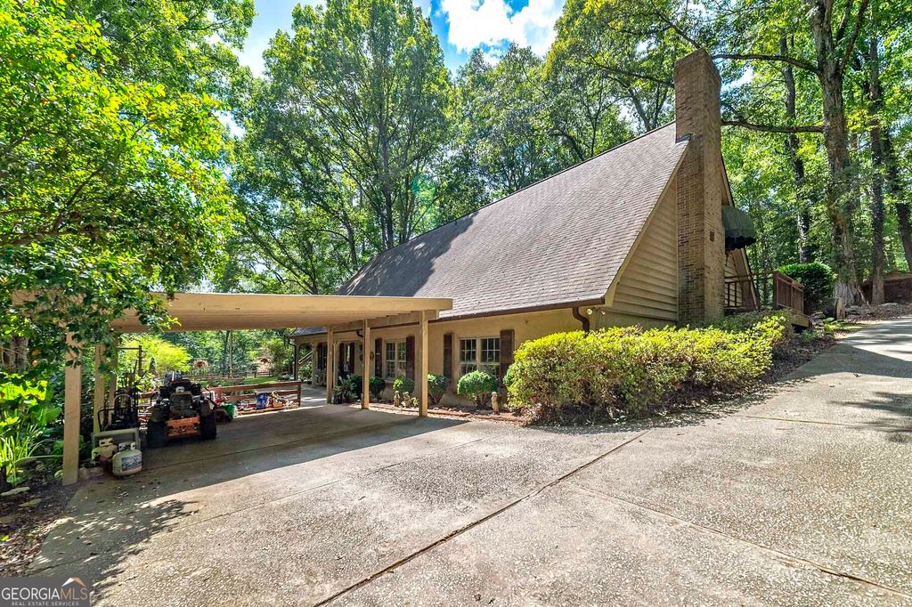 Photo of 3154 Highway 155 N, McDonough, GA 30252 (MLS # 10742912)