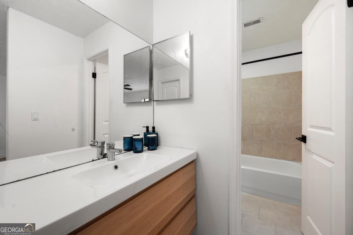 Parkaire Crossing - Residential