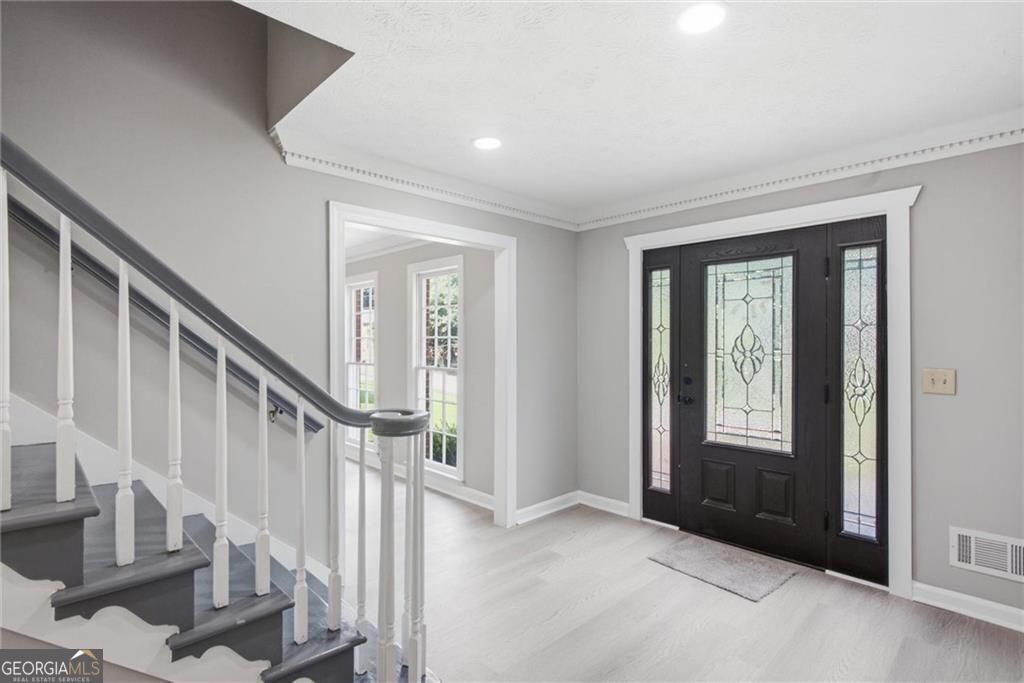 24 Planters DR SW
