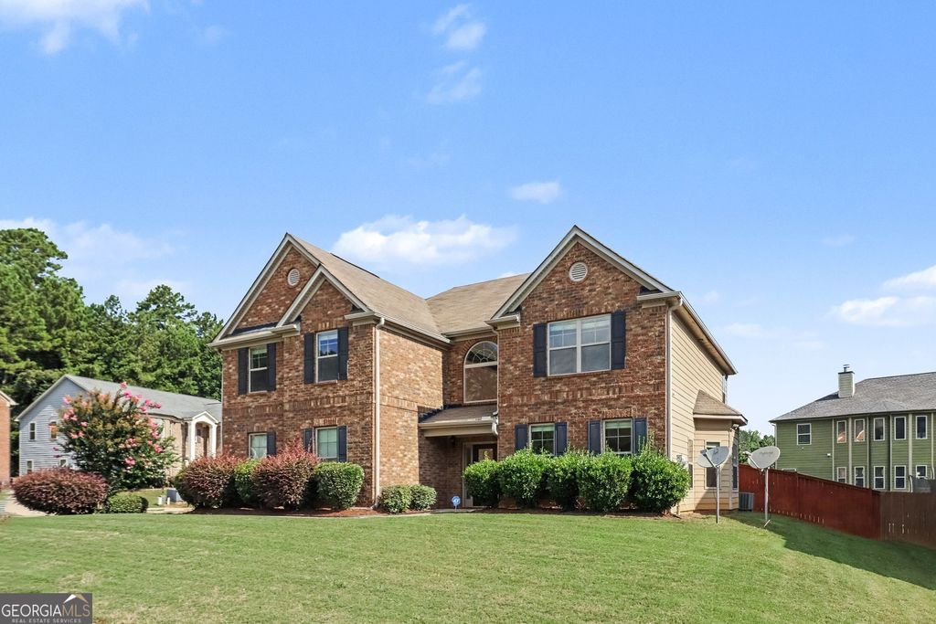 Photo of 4778 Winstar Lane, Fairburn, GA 30213 (MLS # 10808643)