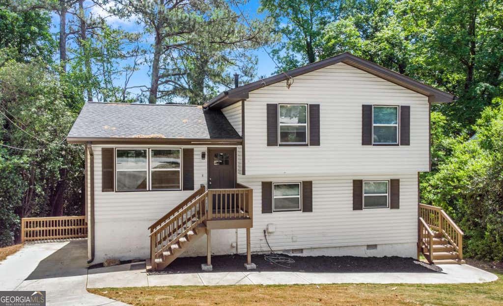 Photo of 5918 Sierra Drive, Norcross, GA 30071 (MLS # 10816426)