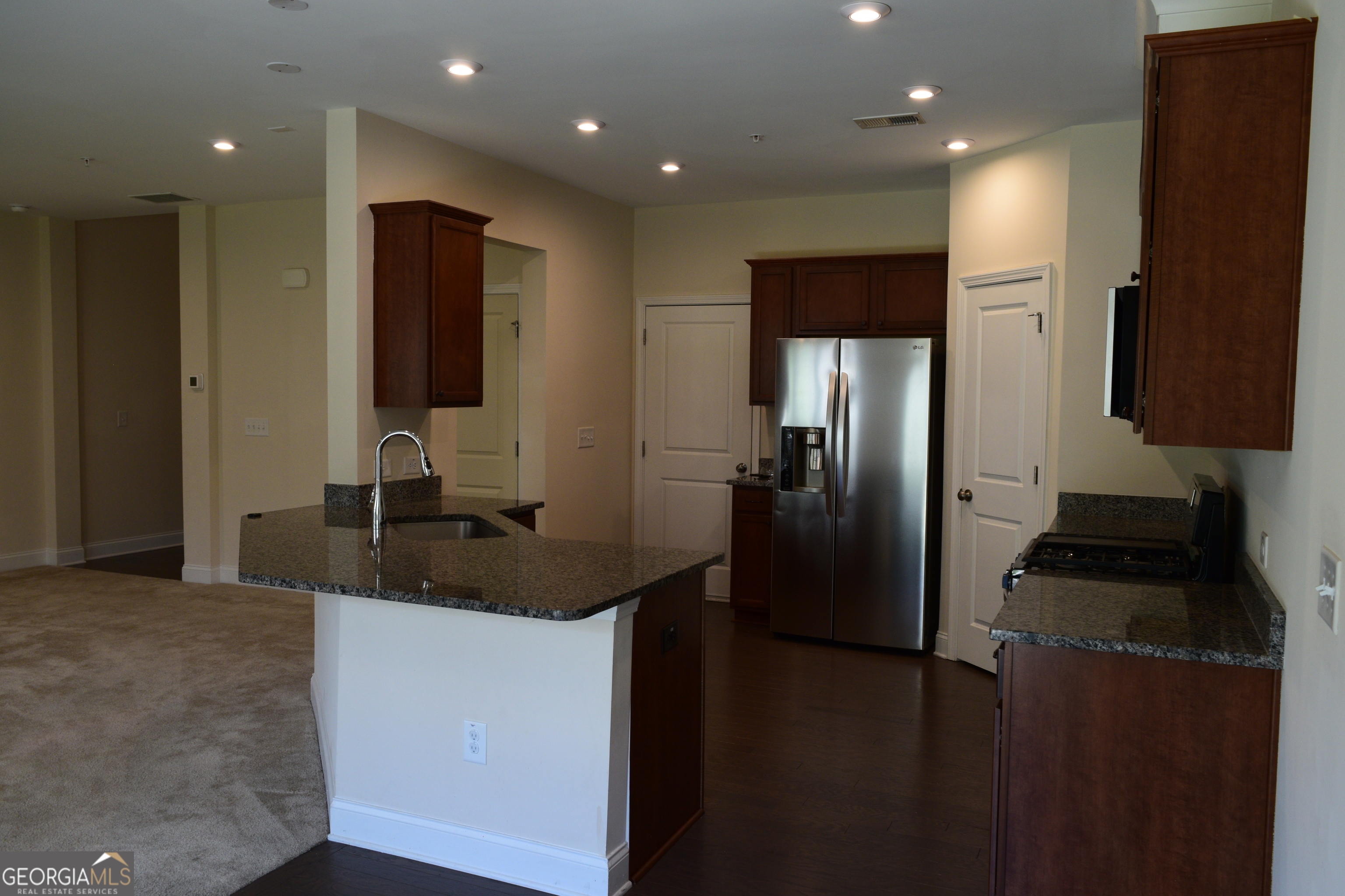 Aldyn Twnhms Ph I - Residential