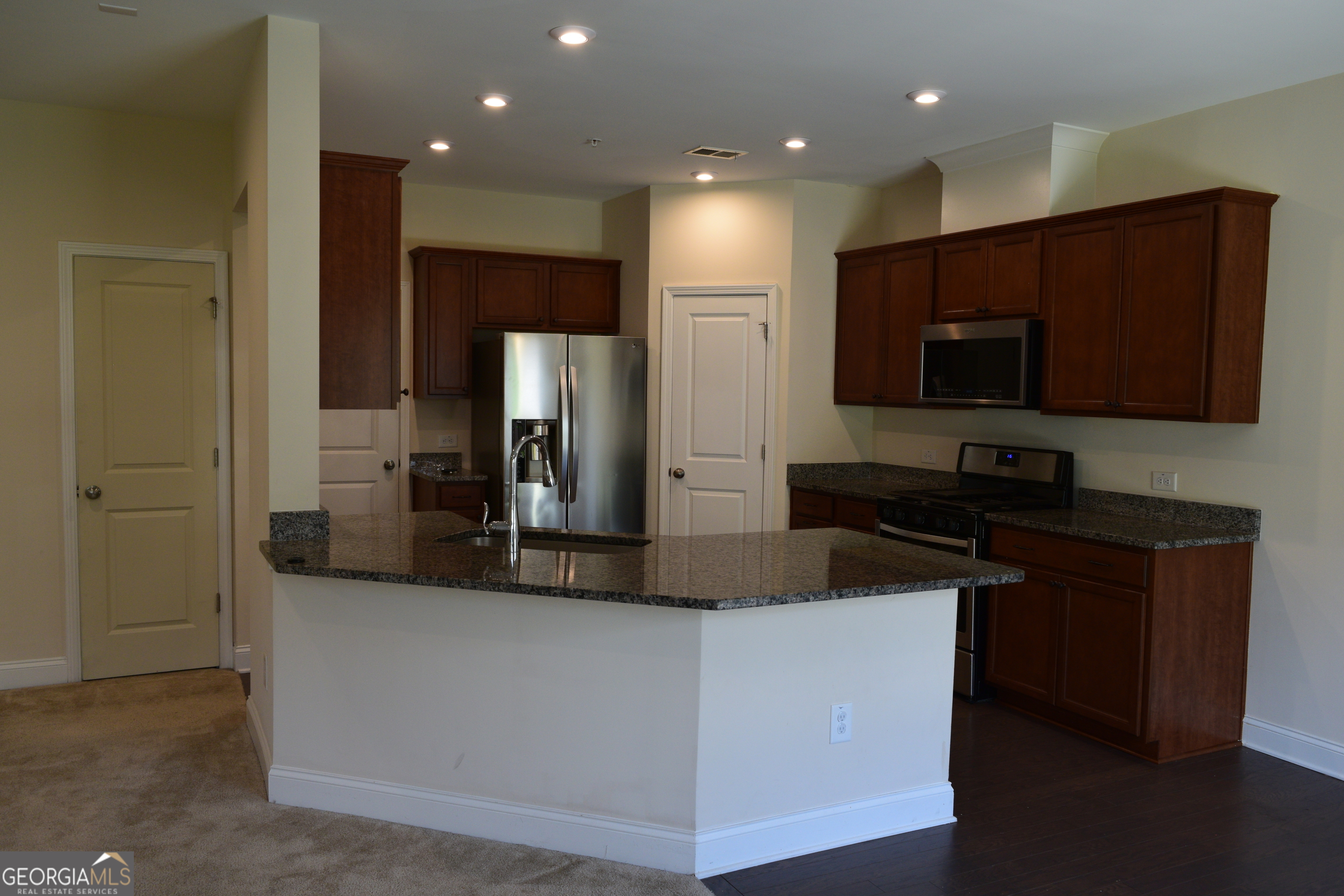 Aldyn Twnhms Ph I - Residential