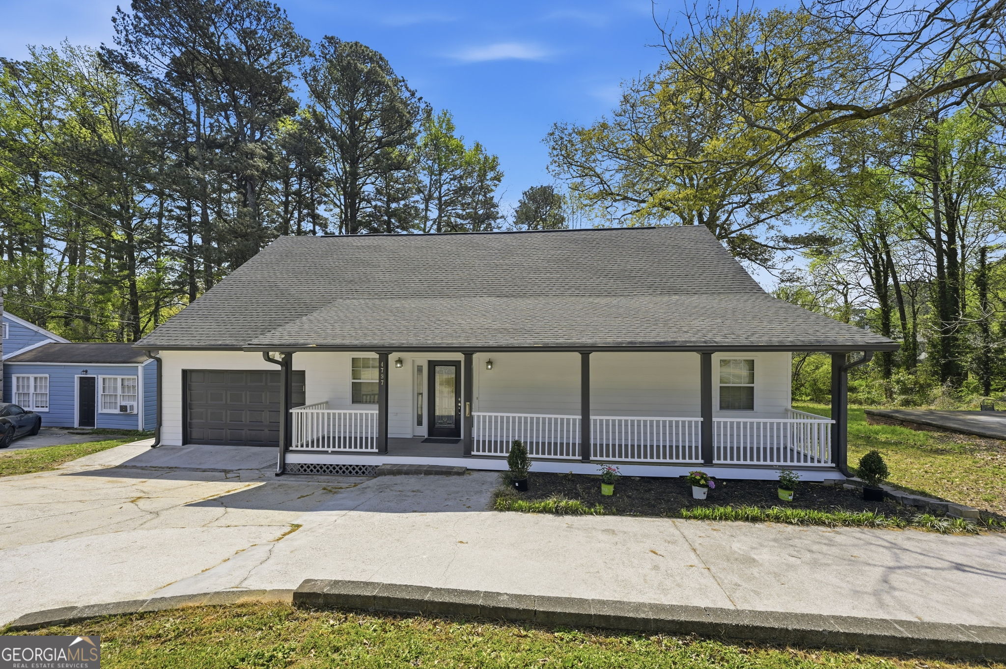 4797 Lavista RD