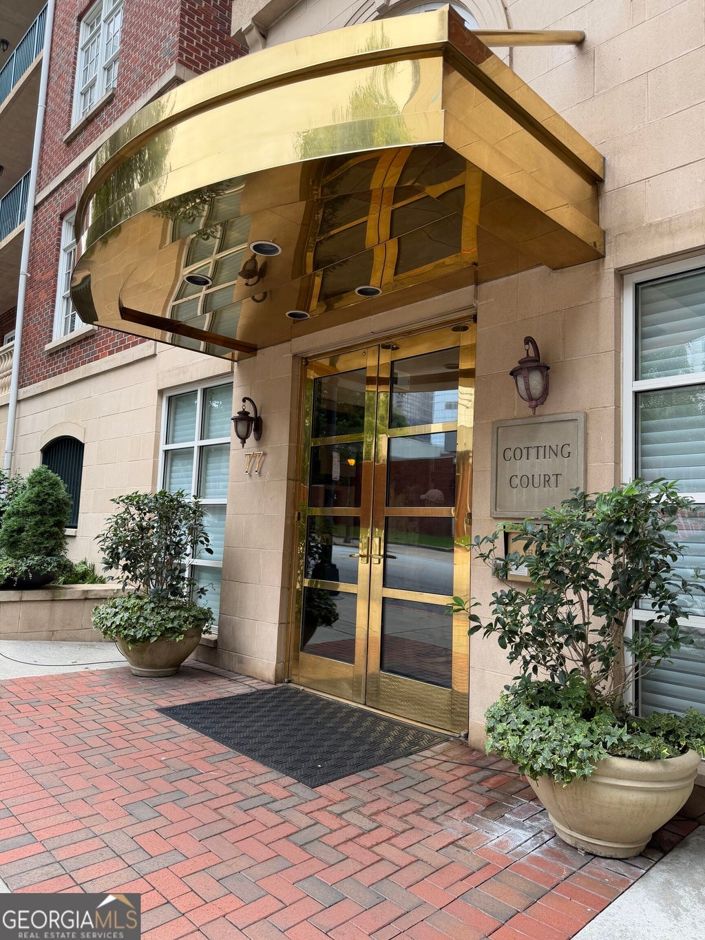 Photo of 77 Peachtree Place NE #304, Atlanta, GA 30309 (MLS # 10835746)