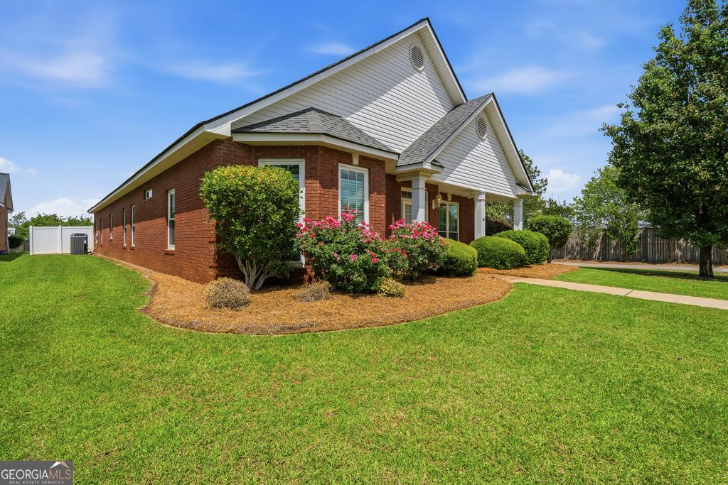 Photo of 100 Jamestown Court, Centerville, GA 31028 (MLS # 10741923)