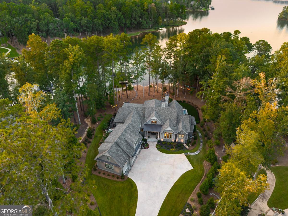 1020 Grove CT