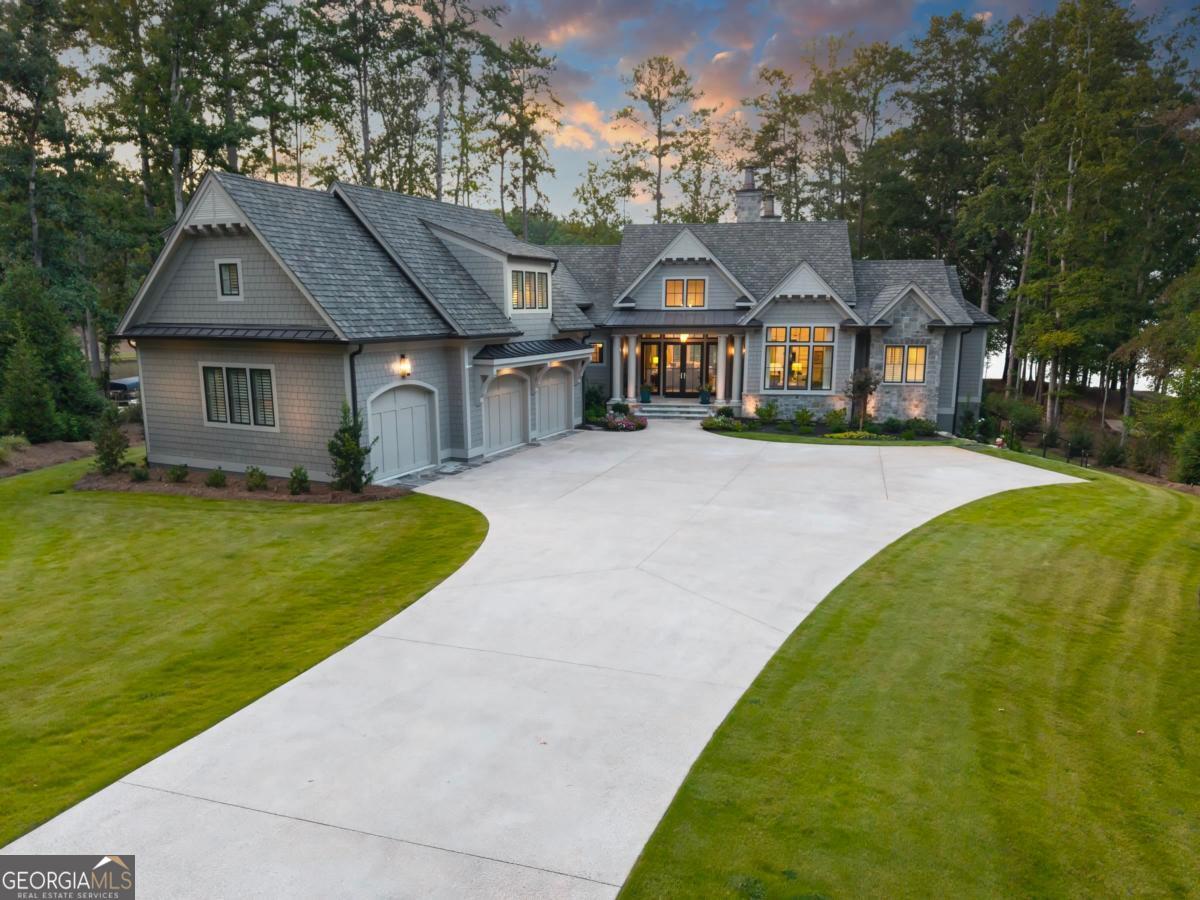 1020 Grove CT