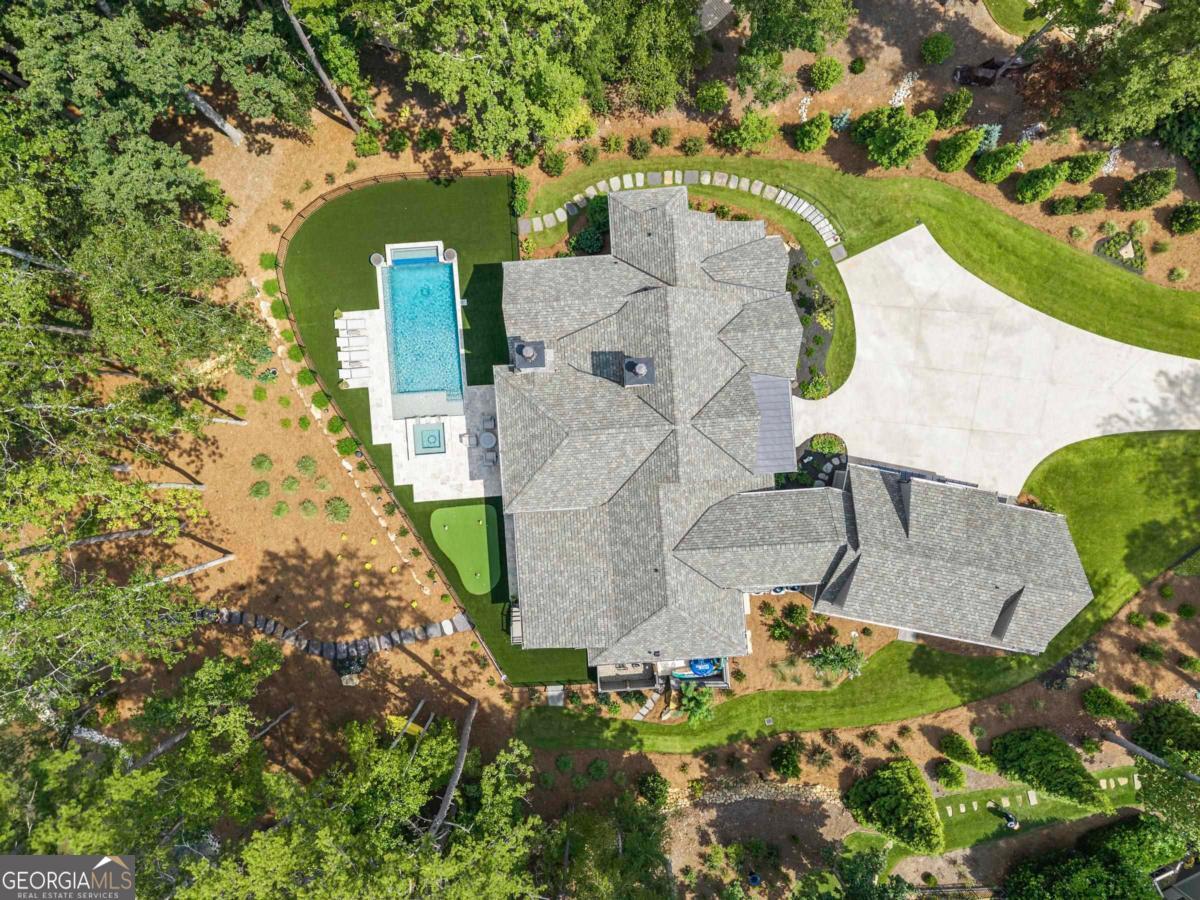 1020 Grove CT