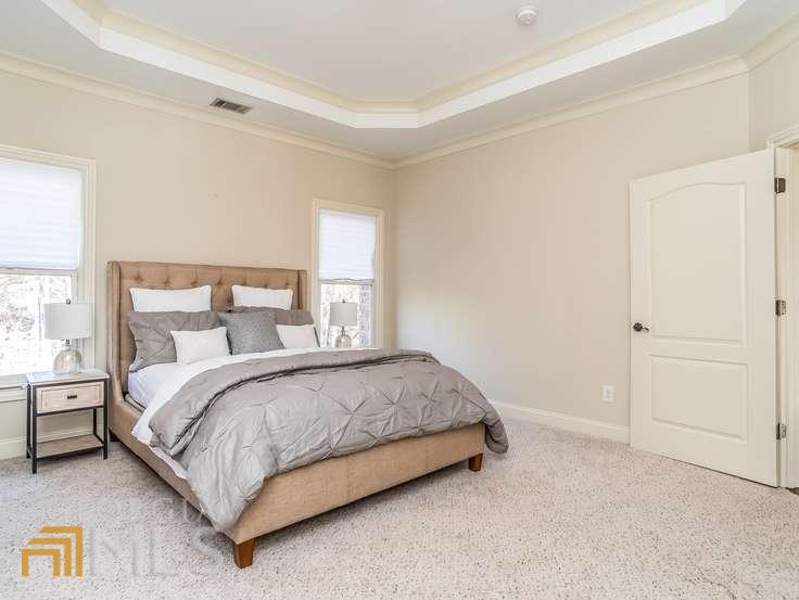 Regency Pines - Residential