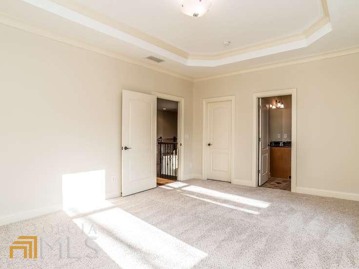 Regency Pines - Residential