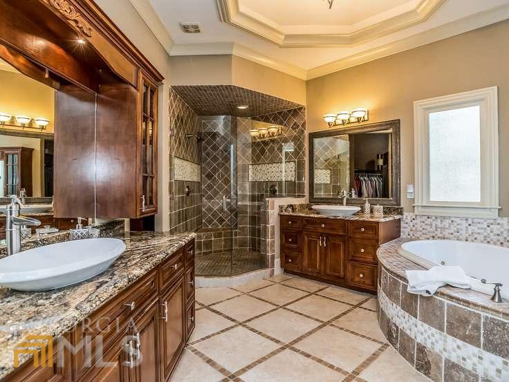 Regency Pines - Residential