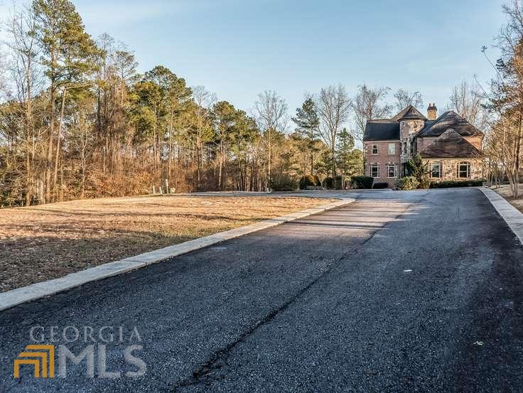 Regency Pines - Residential