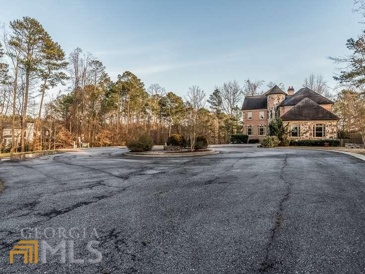 Regency Pines - Residential
