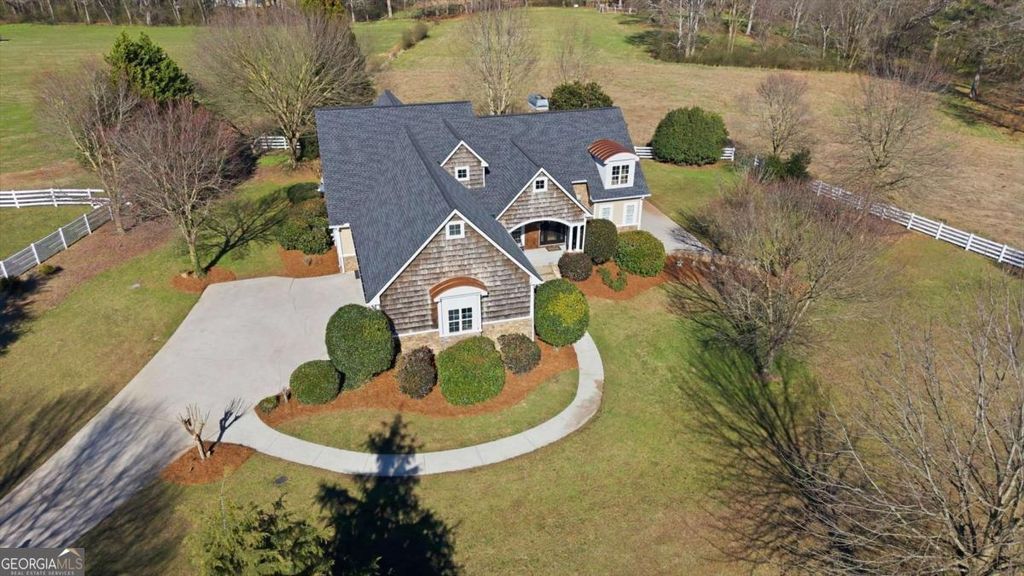 Photo of 220 McKenzie Bridge Road, Carrollton, GA 30116 (MLS # 10676911)