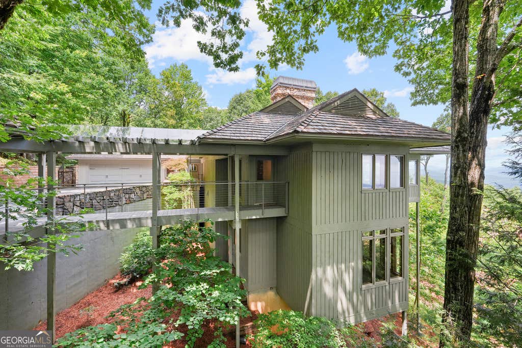 Photo of 202 Sanderlin Mountain Drive N, Big Canoe, GA 30143 (MLS # 10821991)