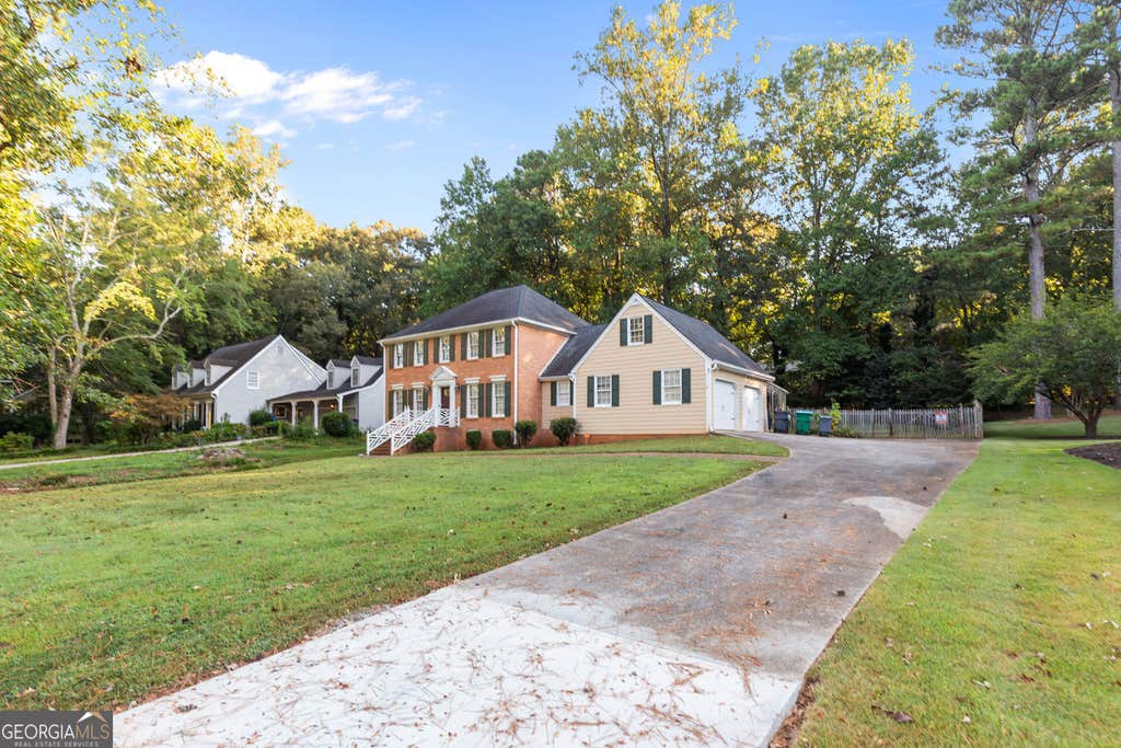 Photo of 2982 Moorings Parkway SW, Snellville, GA 30039 (MLS # 10833455)