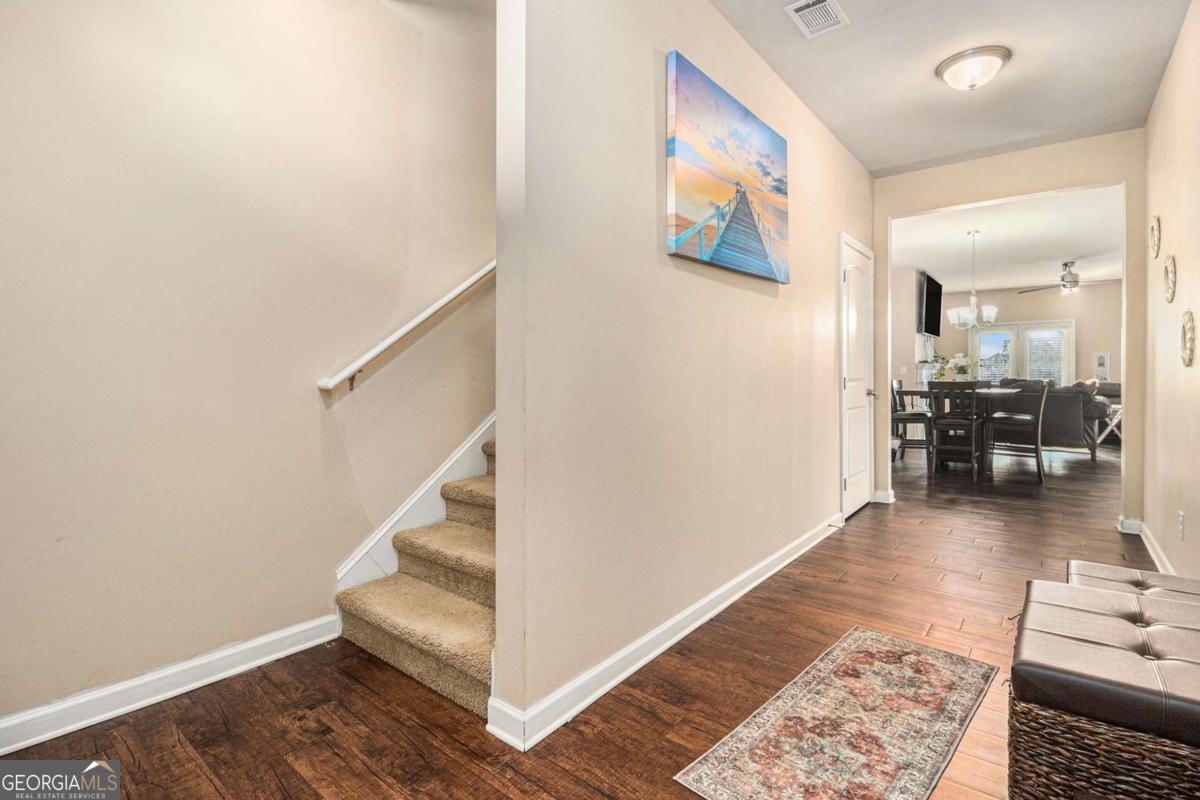 2126 Sawgrass DR
