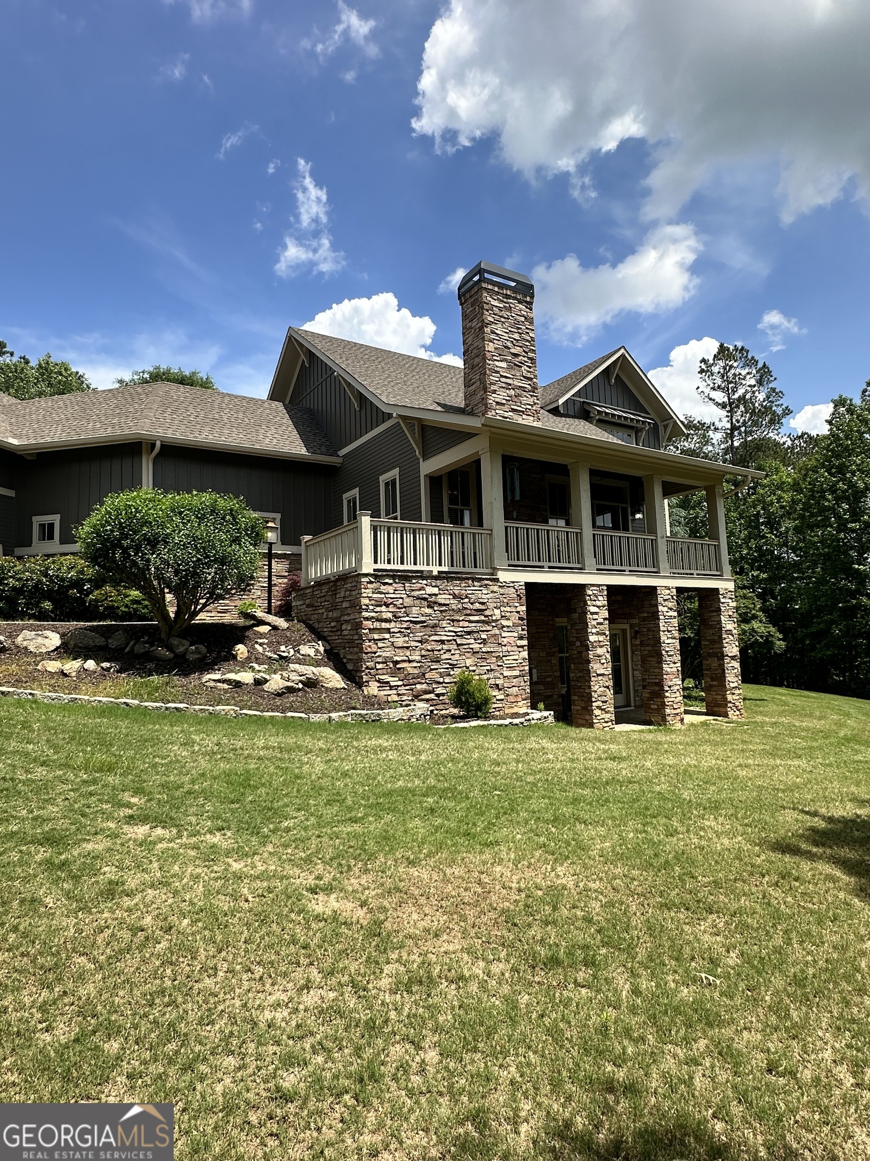 227 Sky View CT