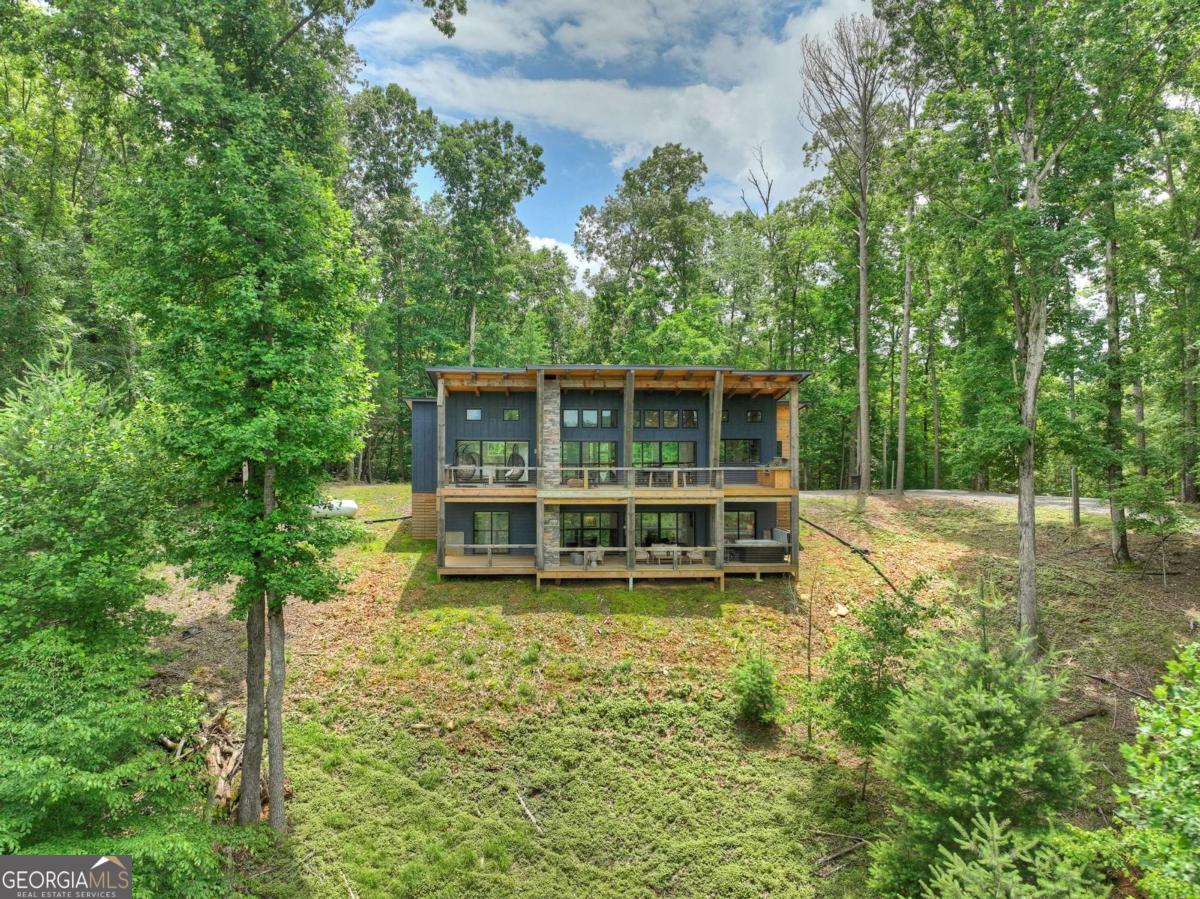 897 Faraday DR