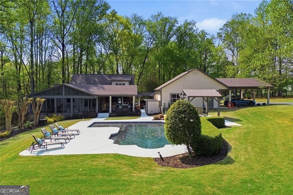 611 Elliott RD