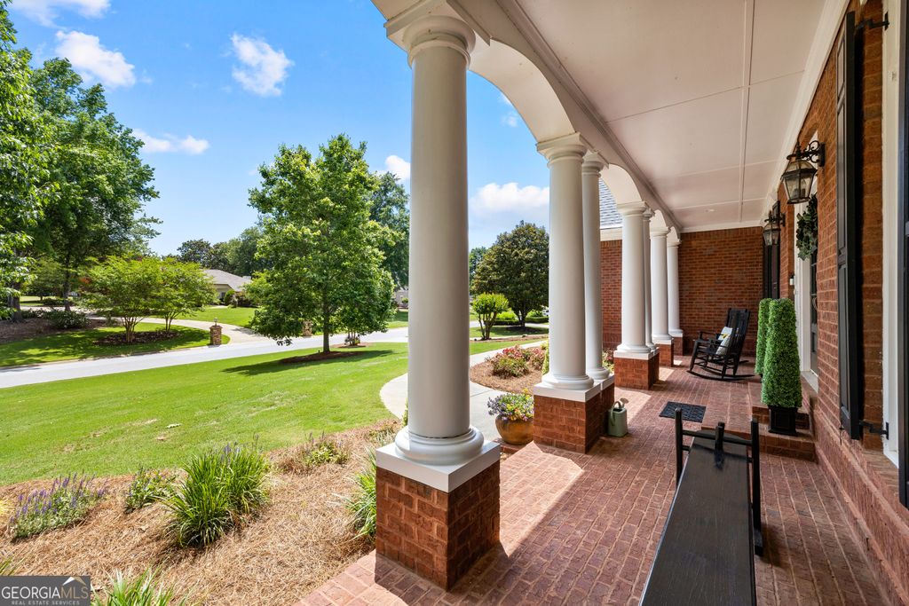 Photo of 635 Birkdale Dr, Fayetteville, GA 30215 (MLS # 10769081)
