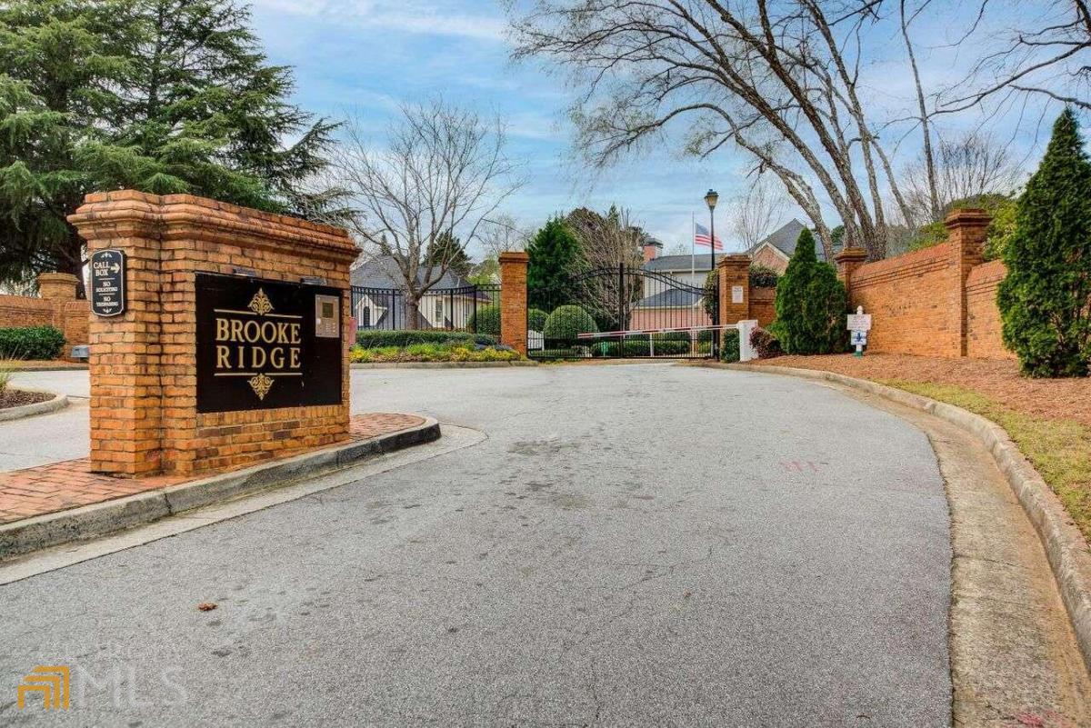 Brooke Ridge - Residential