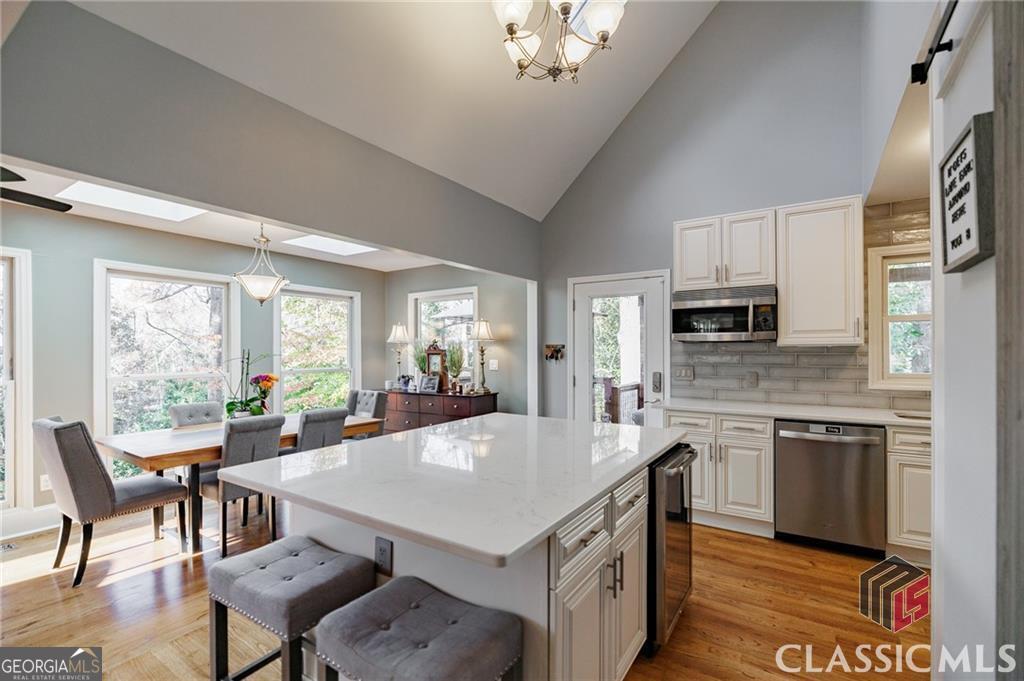 152 Ridgewood PL