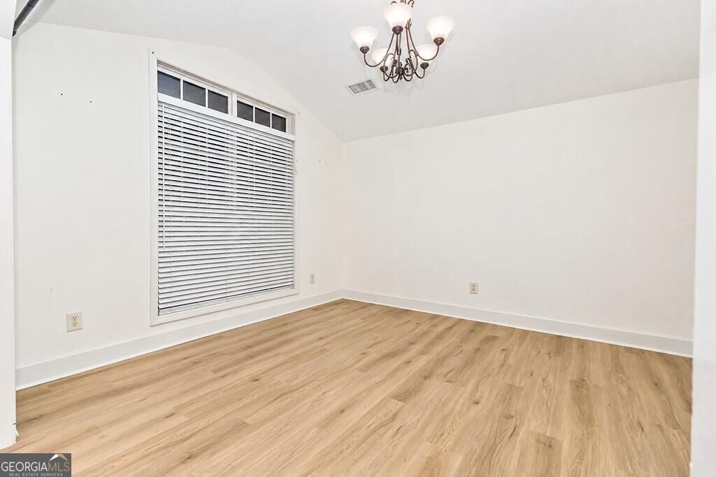 5008 Hidden Hills CT