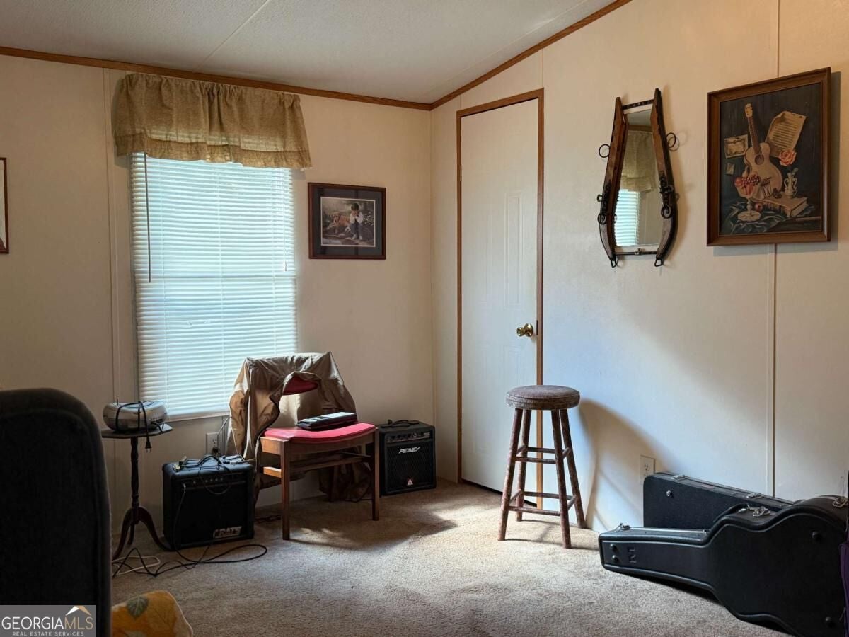 1284 Bud Walt RD