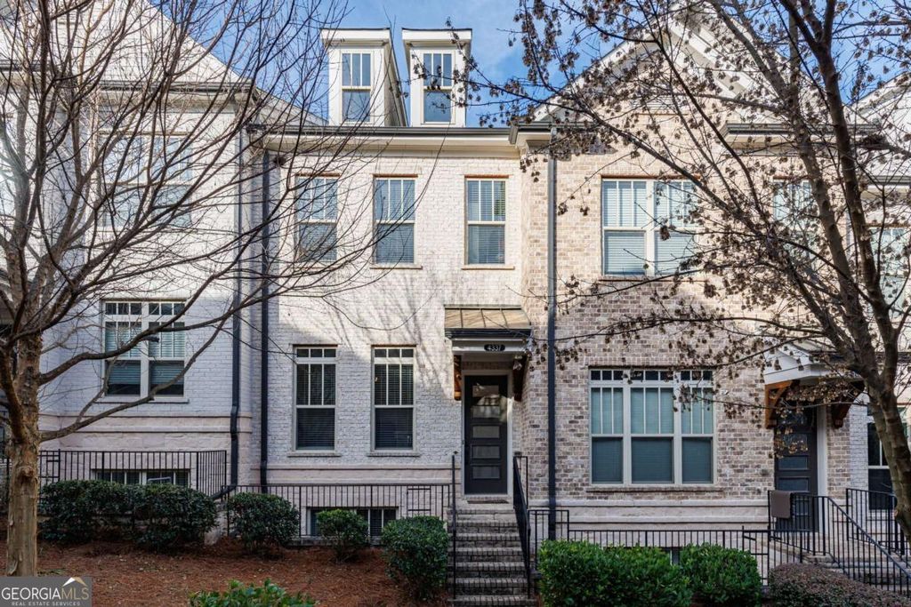 Photo of 4337 Parkside Place #10, Atlanta, GA 30342 (MLS # 10741244)