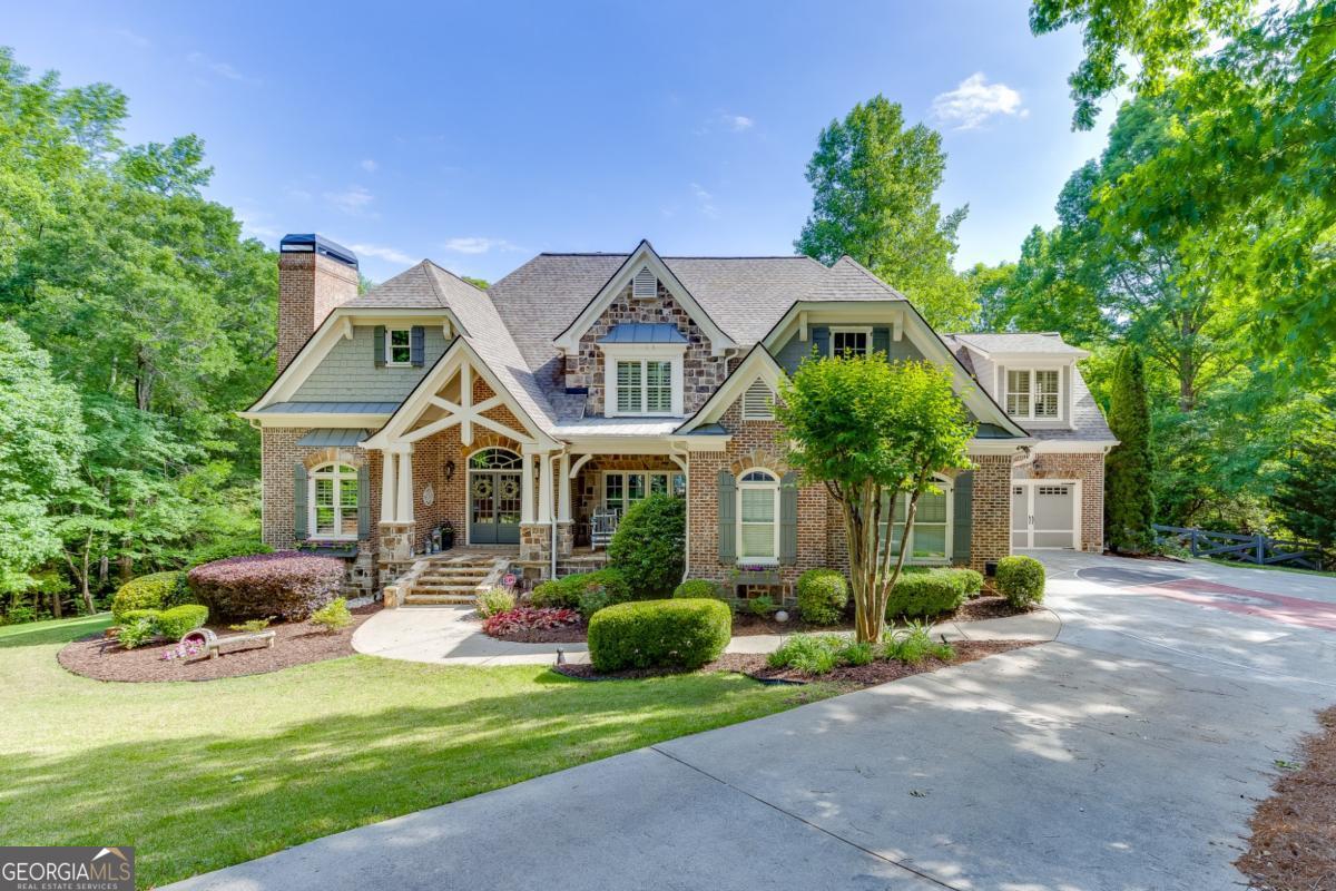 3092 Hidden Falls DR