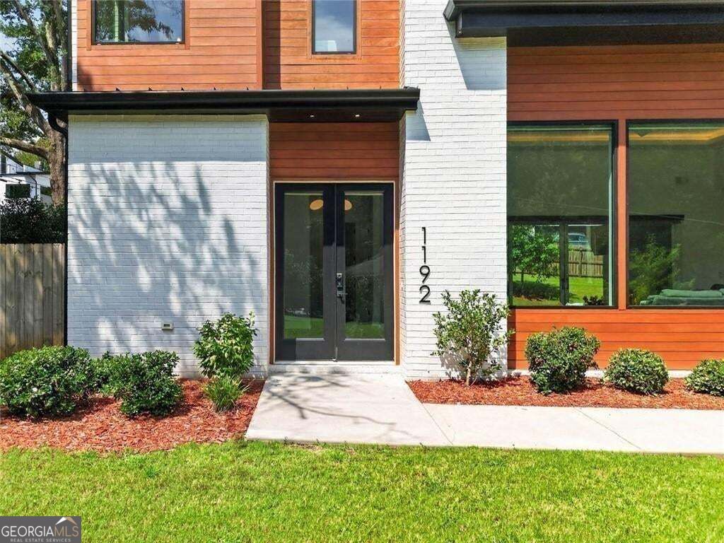 1192 Bernadette LN NE